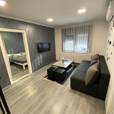 Apartmani Mira Палич Экстерьер фото